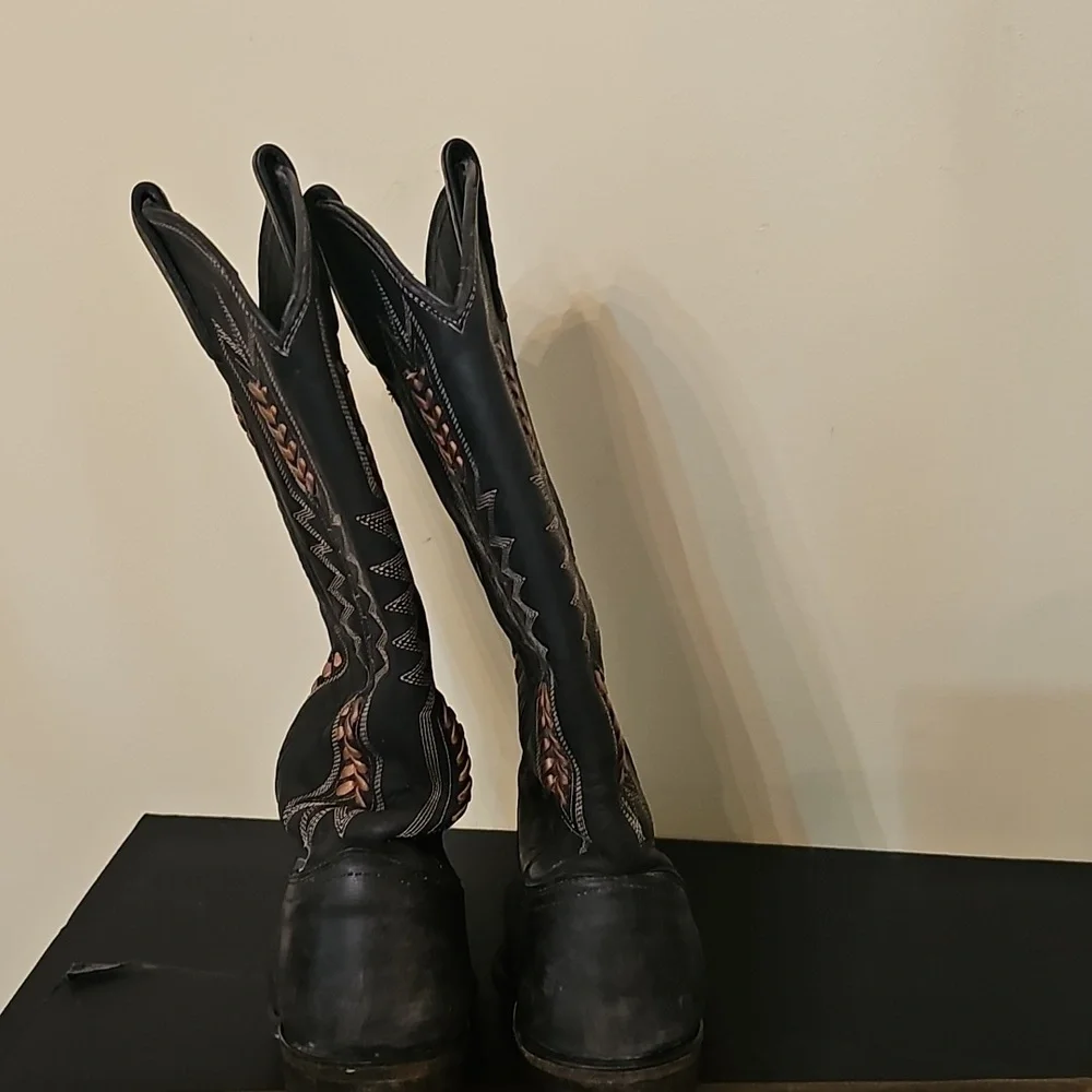 Dan Post Black Leather Boots with Gold Stitching - Picture 4 of 9